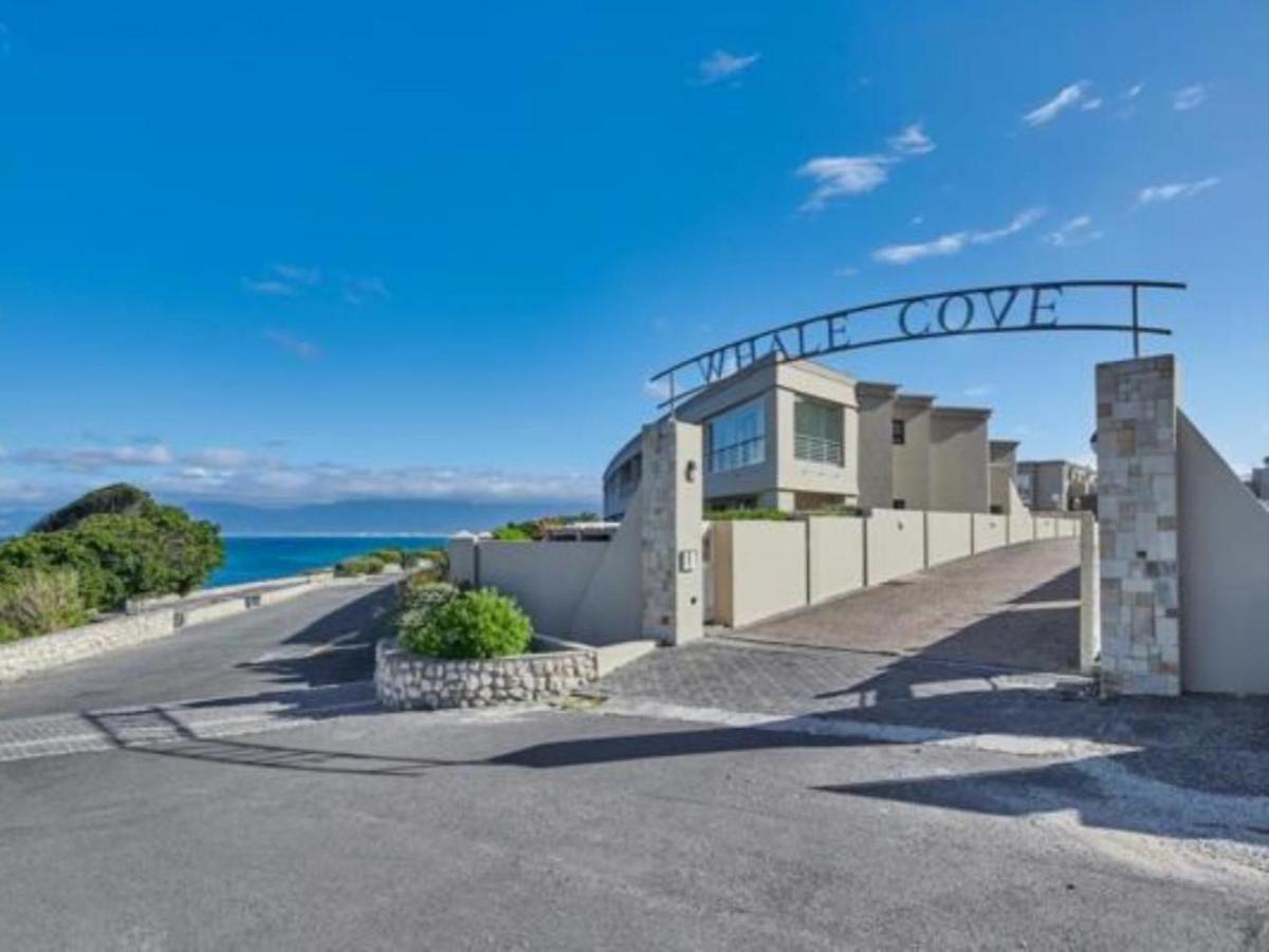 The View At Whale Cove De Kelders Apartment Exterior photo
